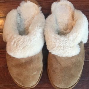 emu moccasins